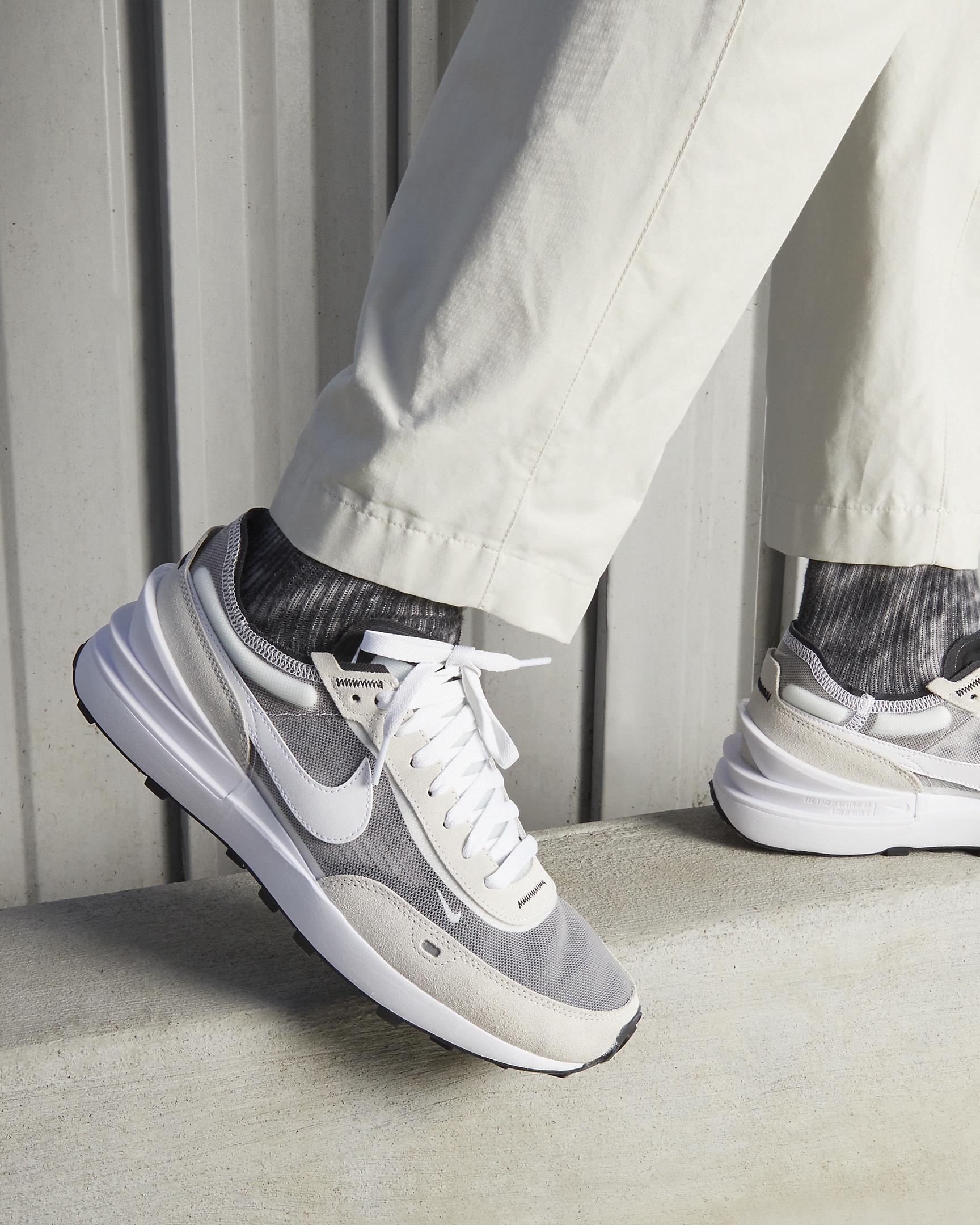 Nike Men's Waffle One Shoes