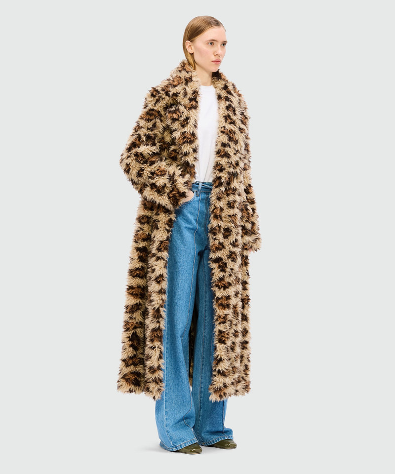 Long beige animalier coat in shaggy-effect faux fur 4