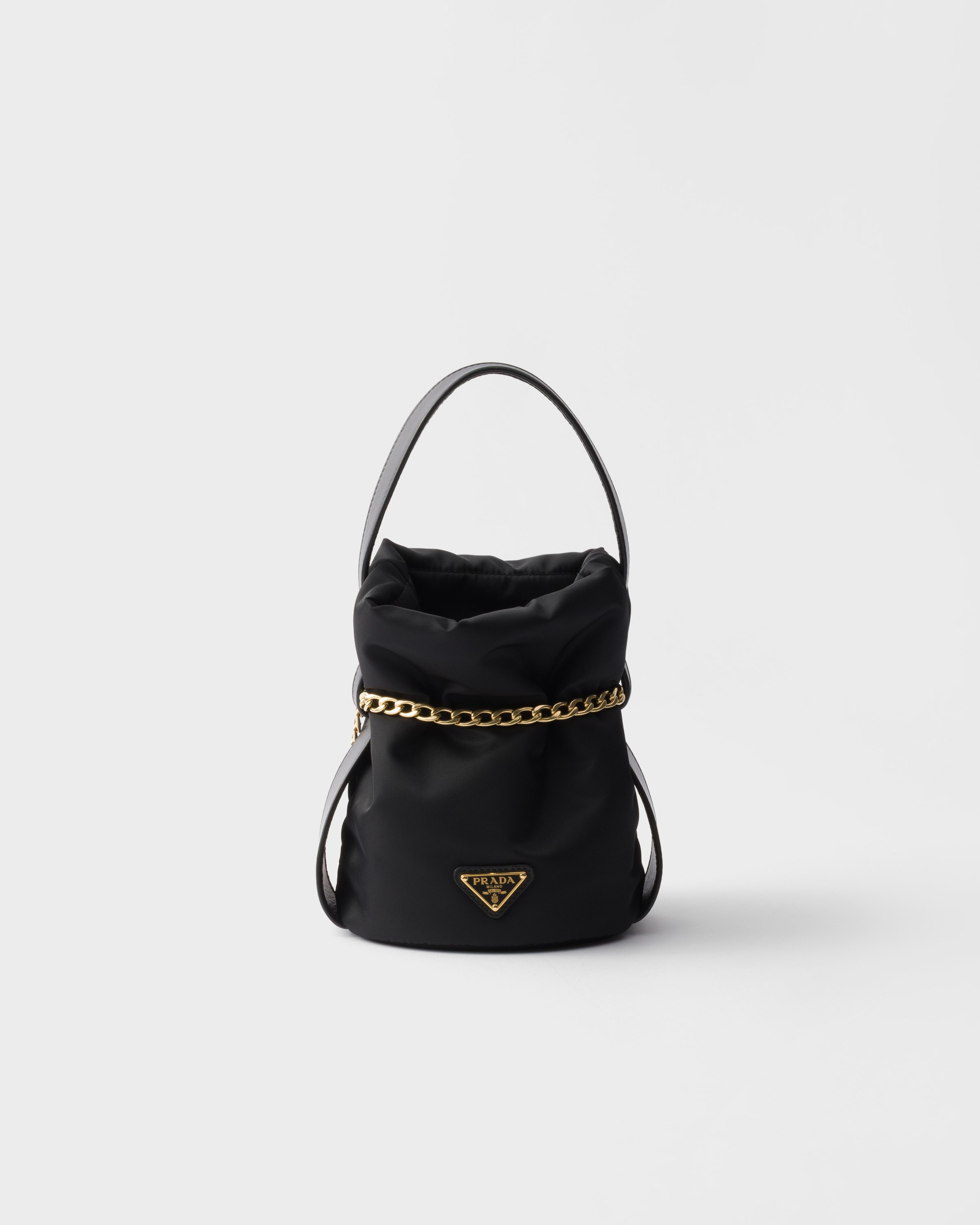 Petit Sac Noir Re-Nylon and nappa leather mini bucket bag - 4