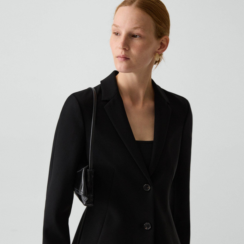 Fitted Blazer in Admiral Crepe 2