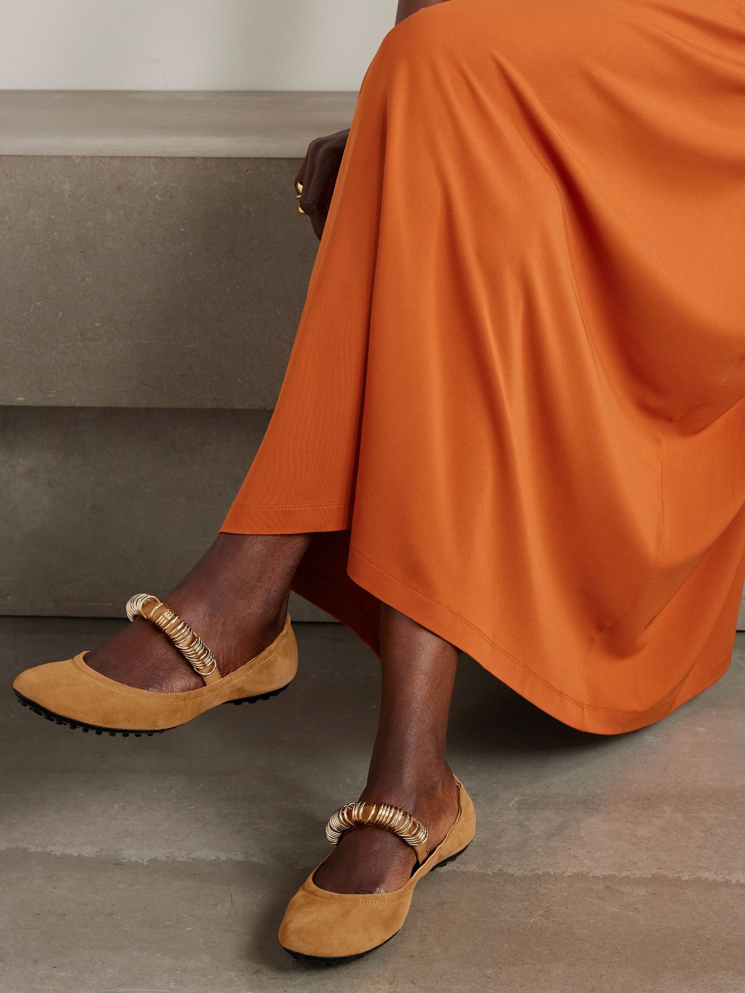 Ballerina embellished leather-trimmed suede flats Tan - 2