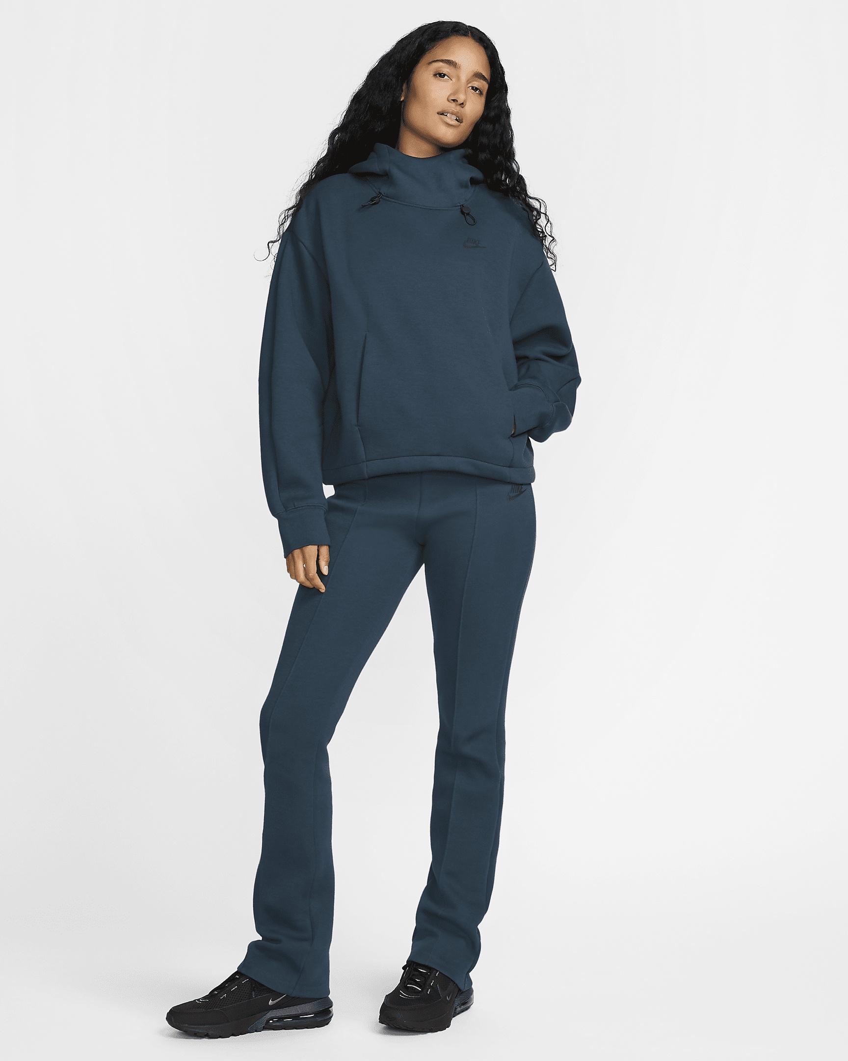 Nike Sportswear Tech Fleece Women's Oversized Hoodie - 10