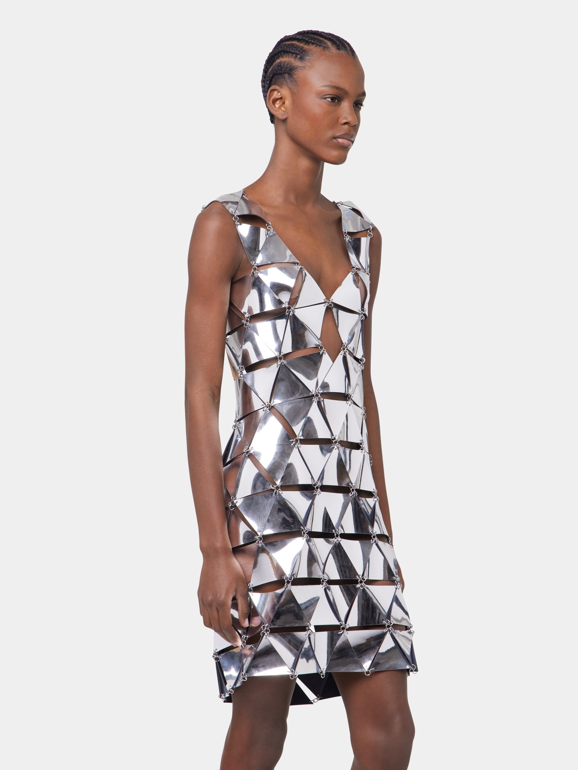 SILVER SHORT DRESS IN ASSEMBLY - 4