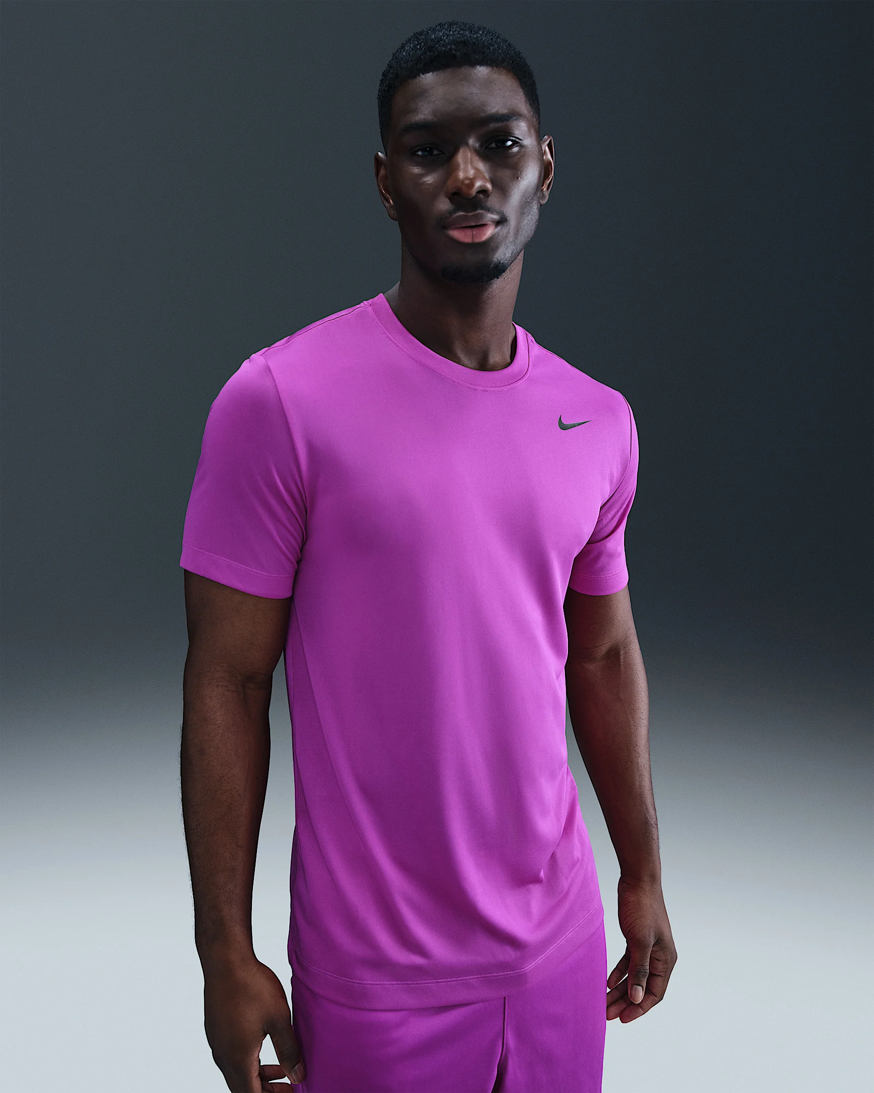 Nike Dri-FIT Legend Men's Fitness T-Shirt - 1