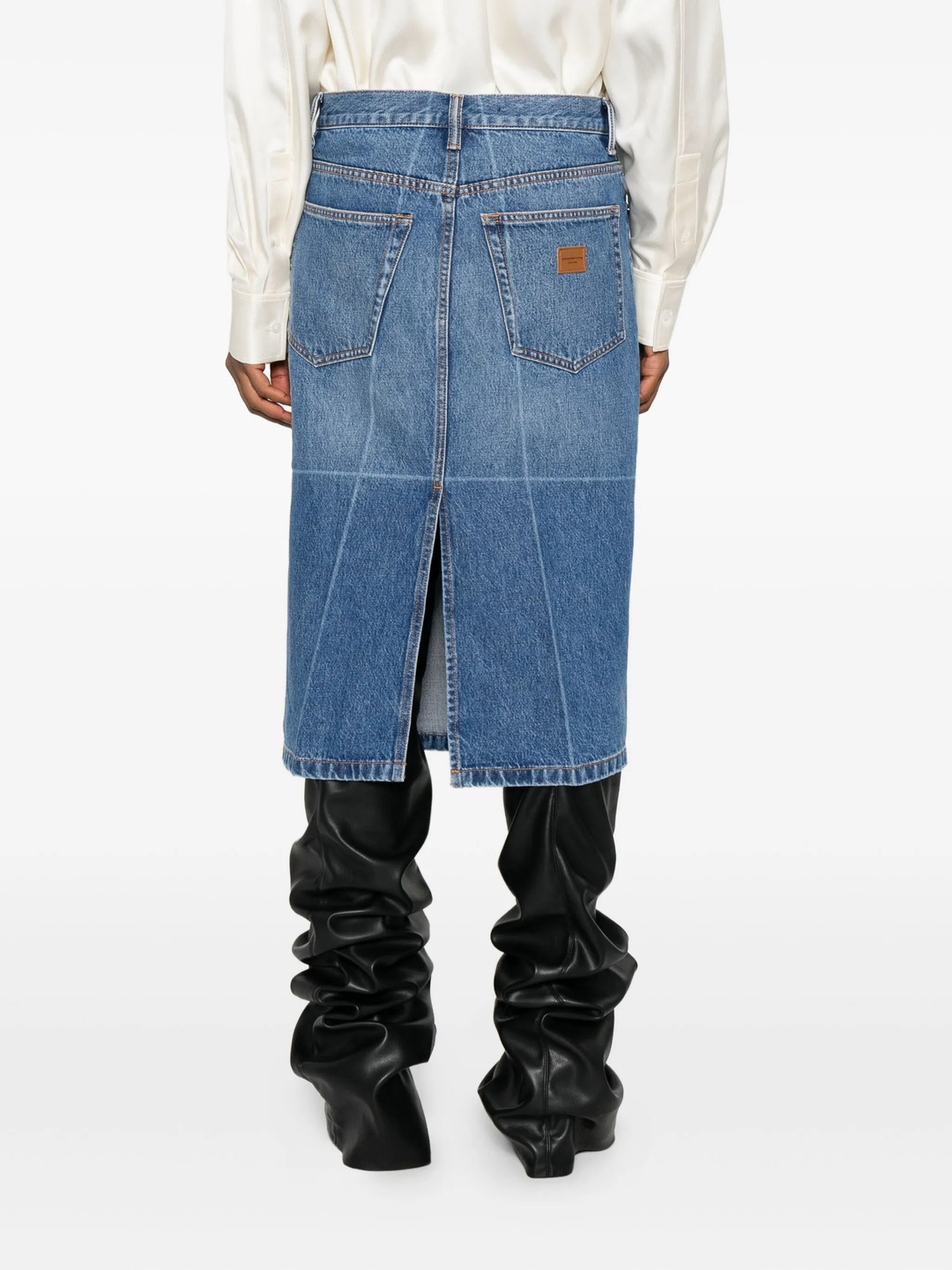 Straight Skirt With Faded Fold Line - 4