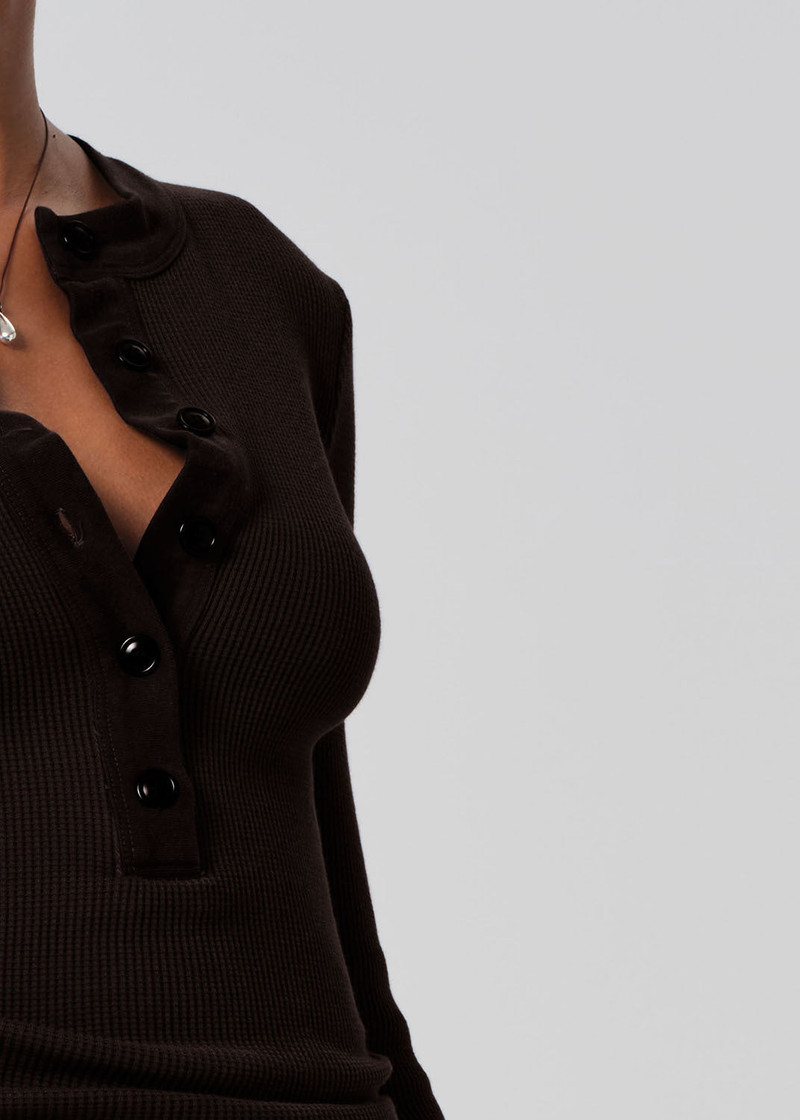 Varra Waffle Henley In Chocolate 5