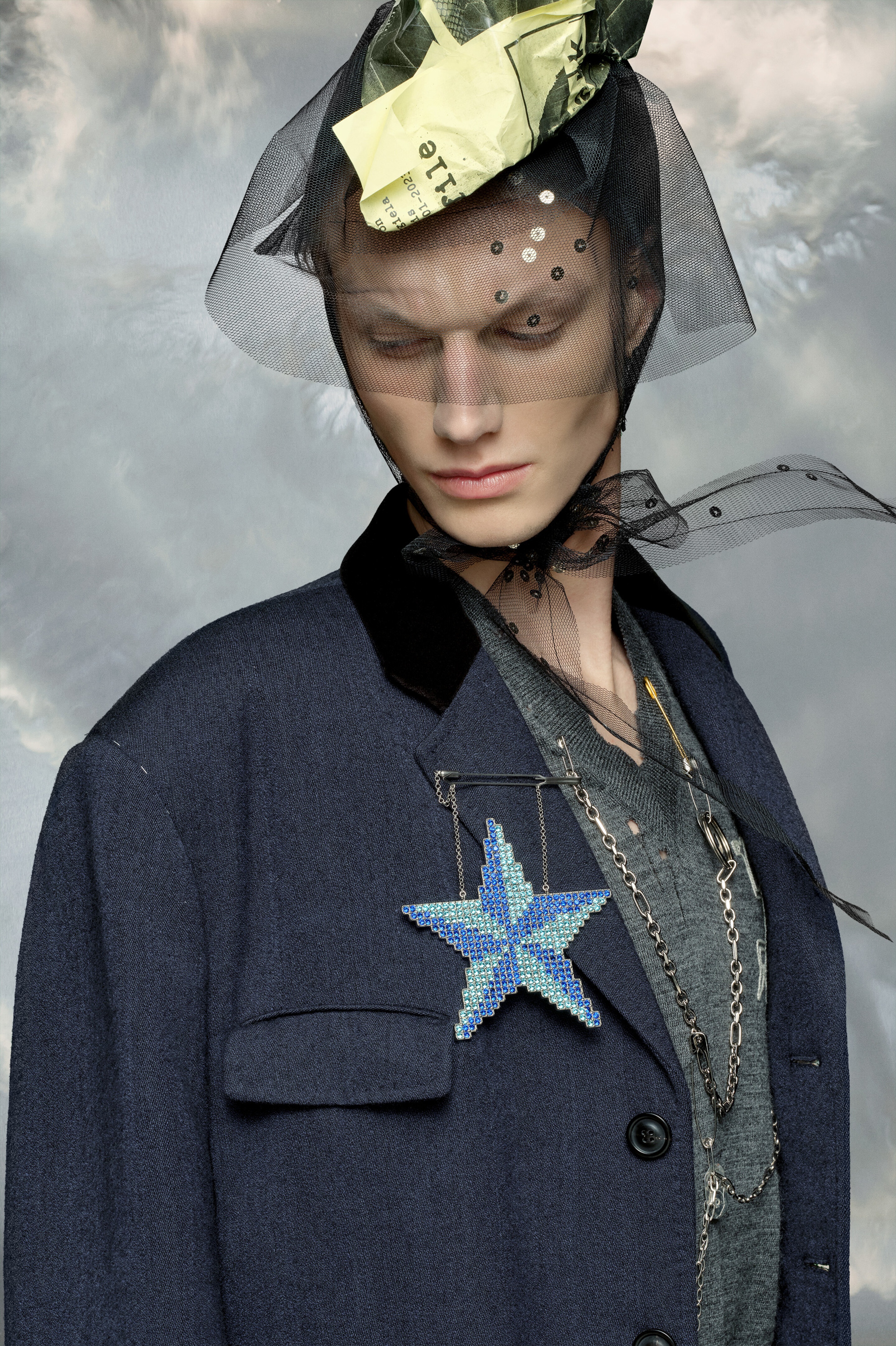 Star brooche - 4