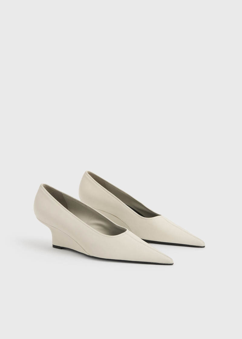 Sharp nappa wedge pumps white 7