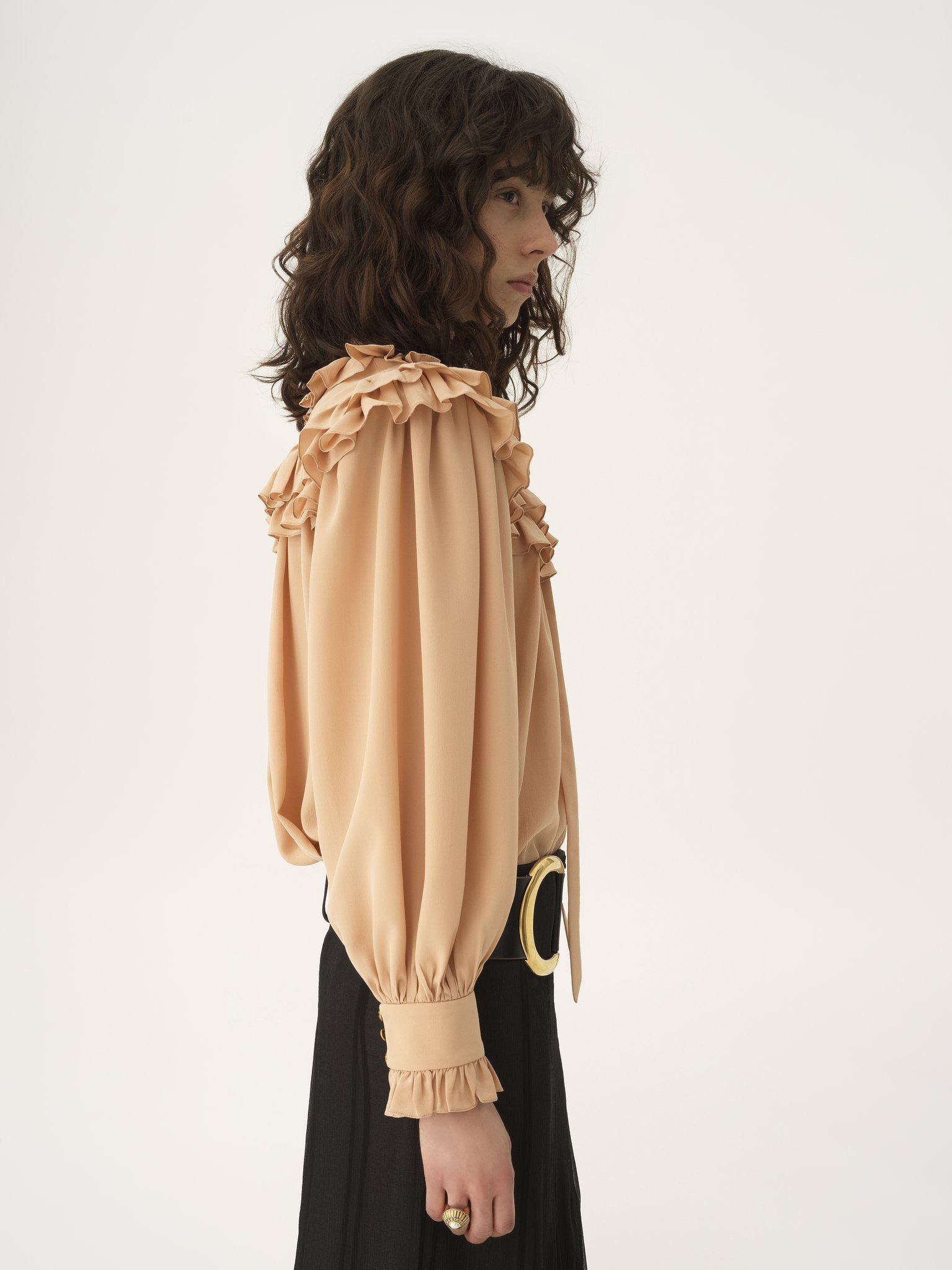 OVERSIZED RUFFLE TOP IN CRÊPE DE CHINE - 9