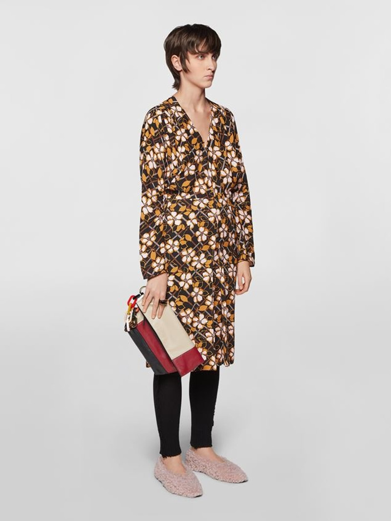 Marni SMOOTH CALFSKIN CLUTCH WITH MULTI-COLOURED RESIN CHAIN outlook