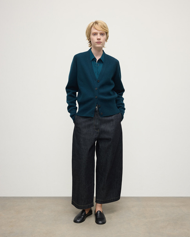 Johnstons of Elgin Milano Stitch Green Cashmere Cardigan outlook