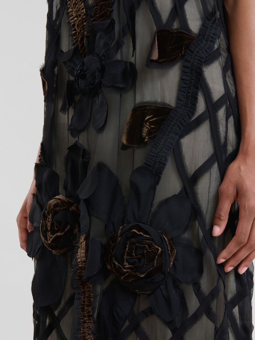 BLACK CHIFFON DRESS WITH FLOWER APPLIQUÉS - 5