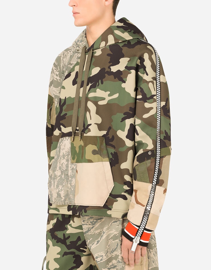 Camouflage patchwork jacket with hood - 4