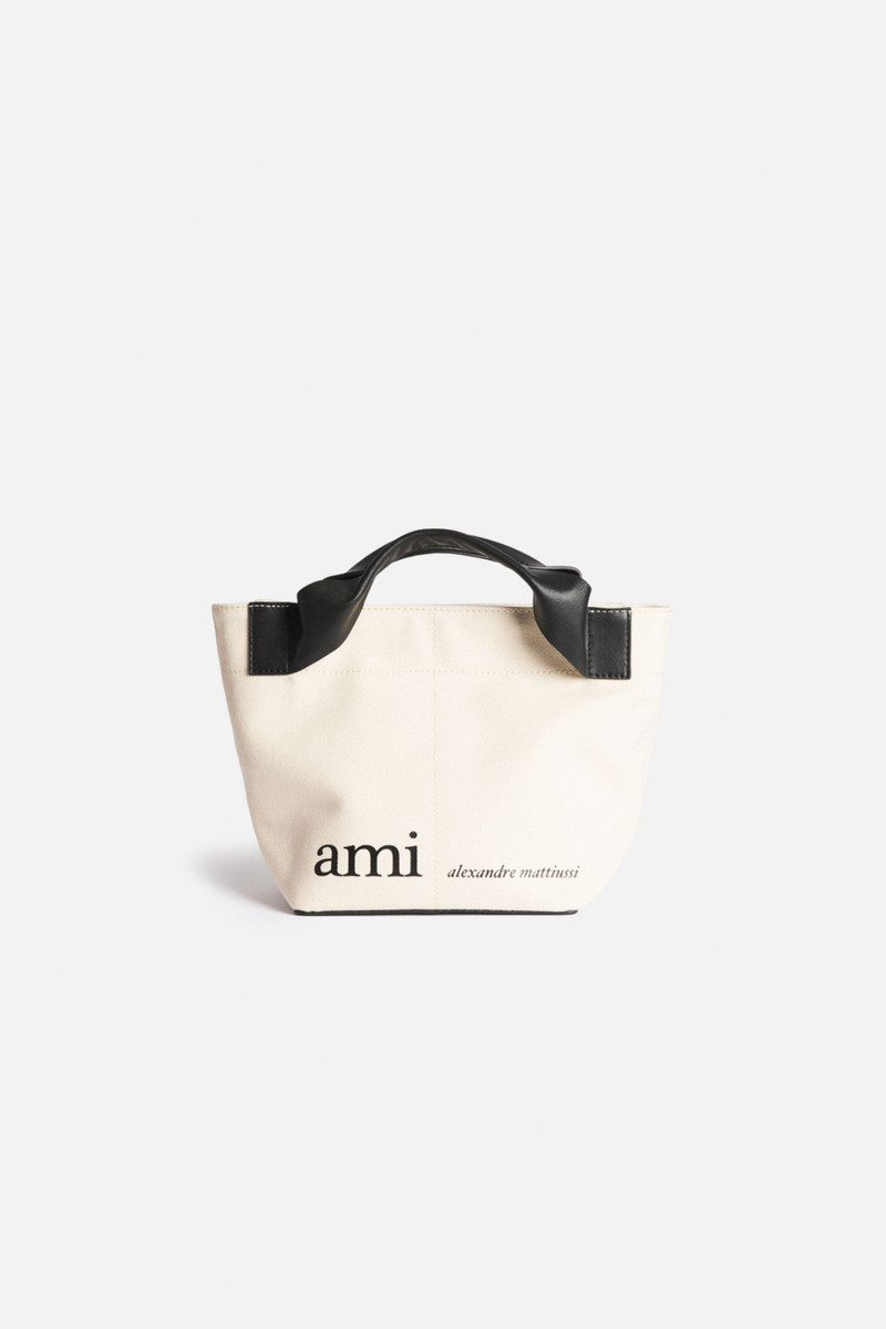 AMI Paris Small Market Bag outlook
