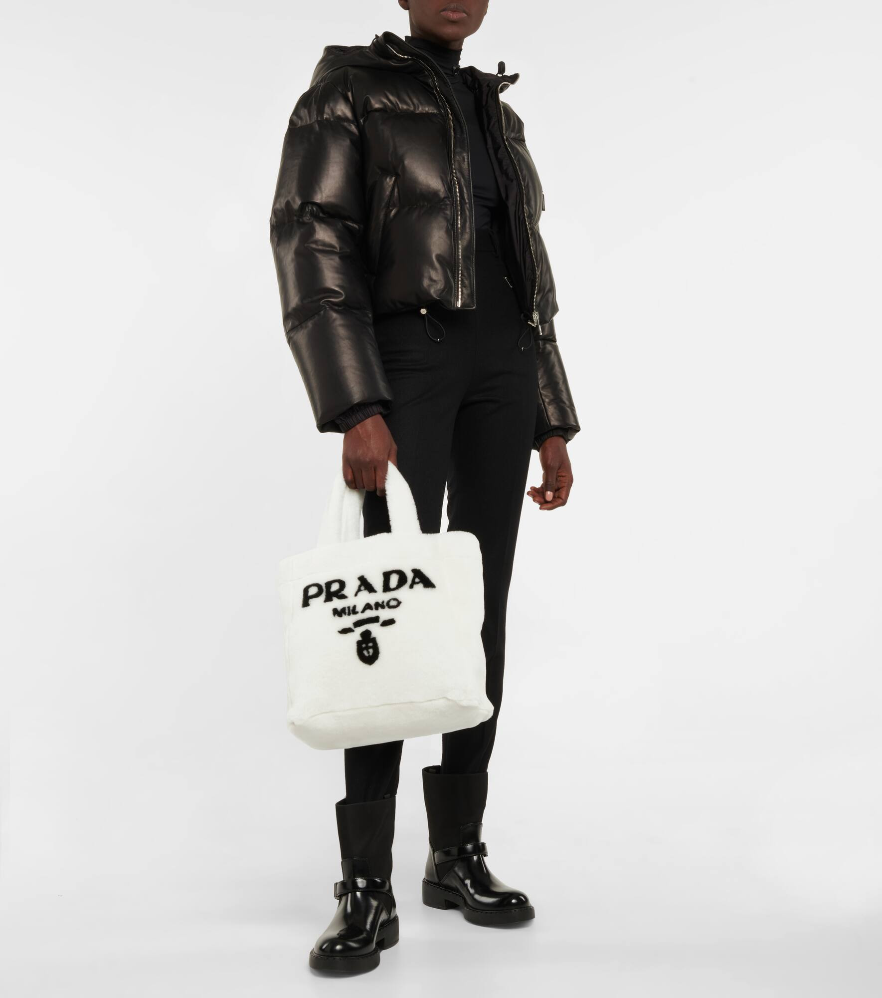 Medium logo shearling tote - 5