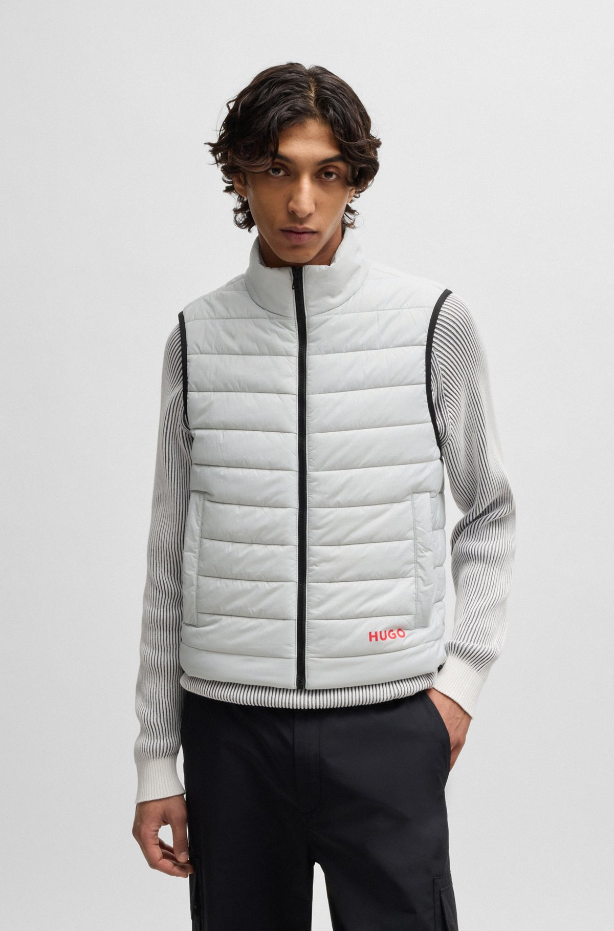 WATER-REPELLENT SLIM-FIT GILET WITH LOGO DETAIL - 2