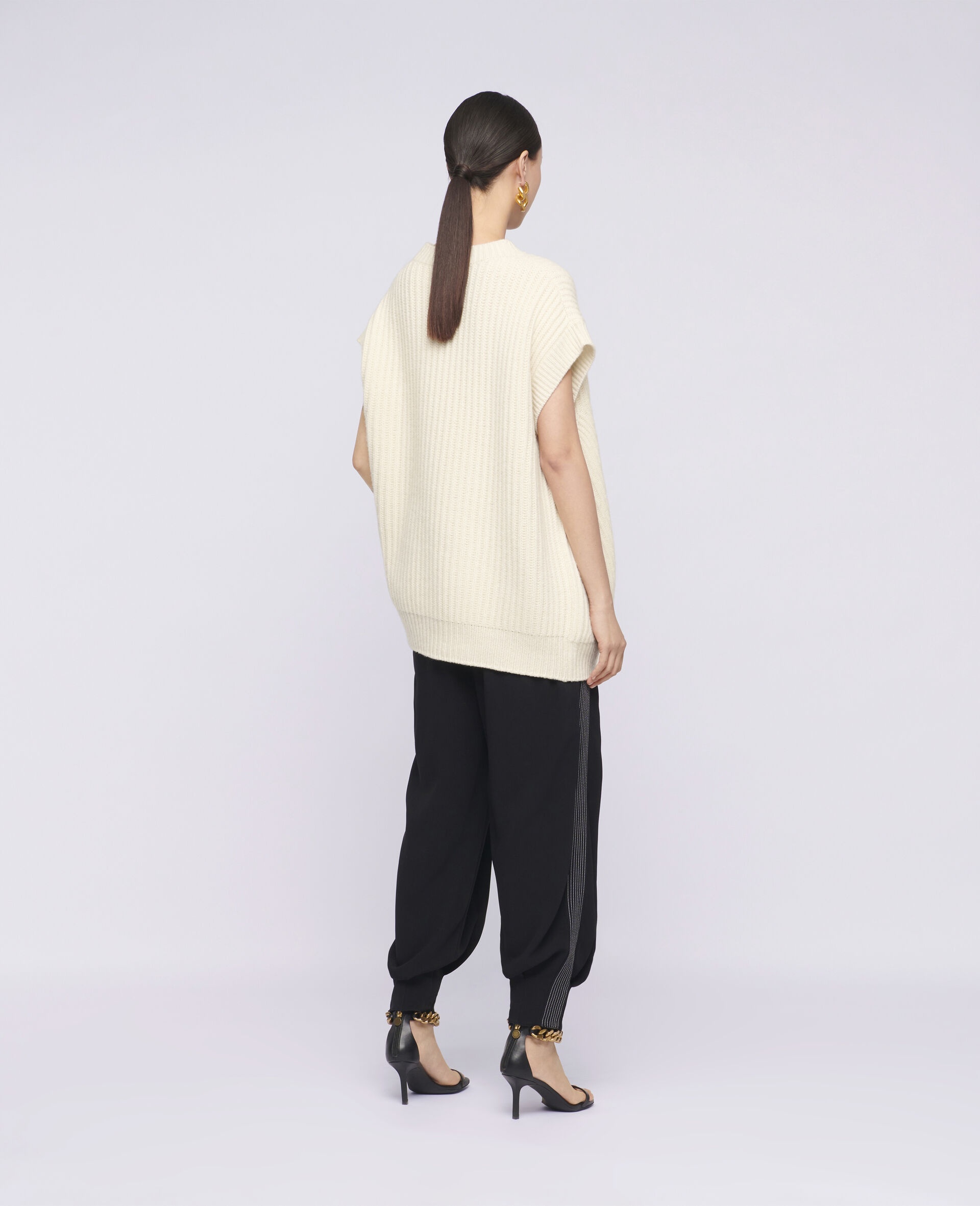 Soft Sleeveless Knit - 3