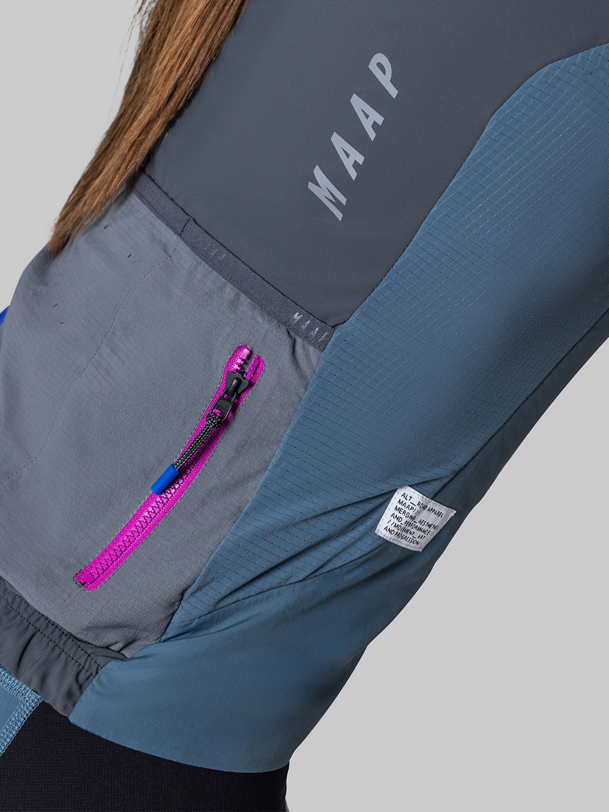 Women's Alt_Road™ Thermal Vest - 5
