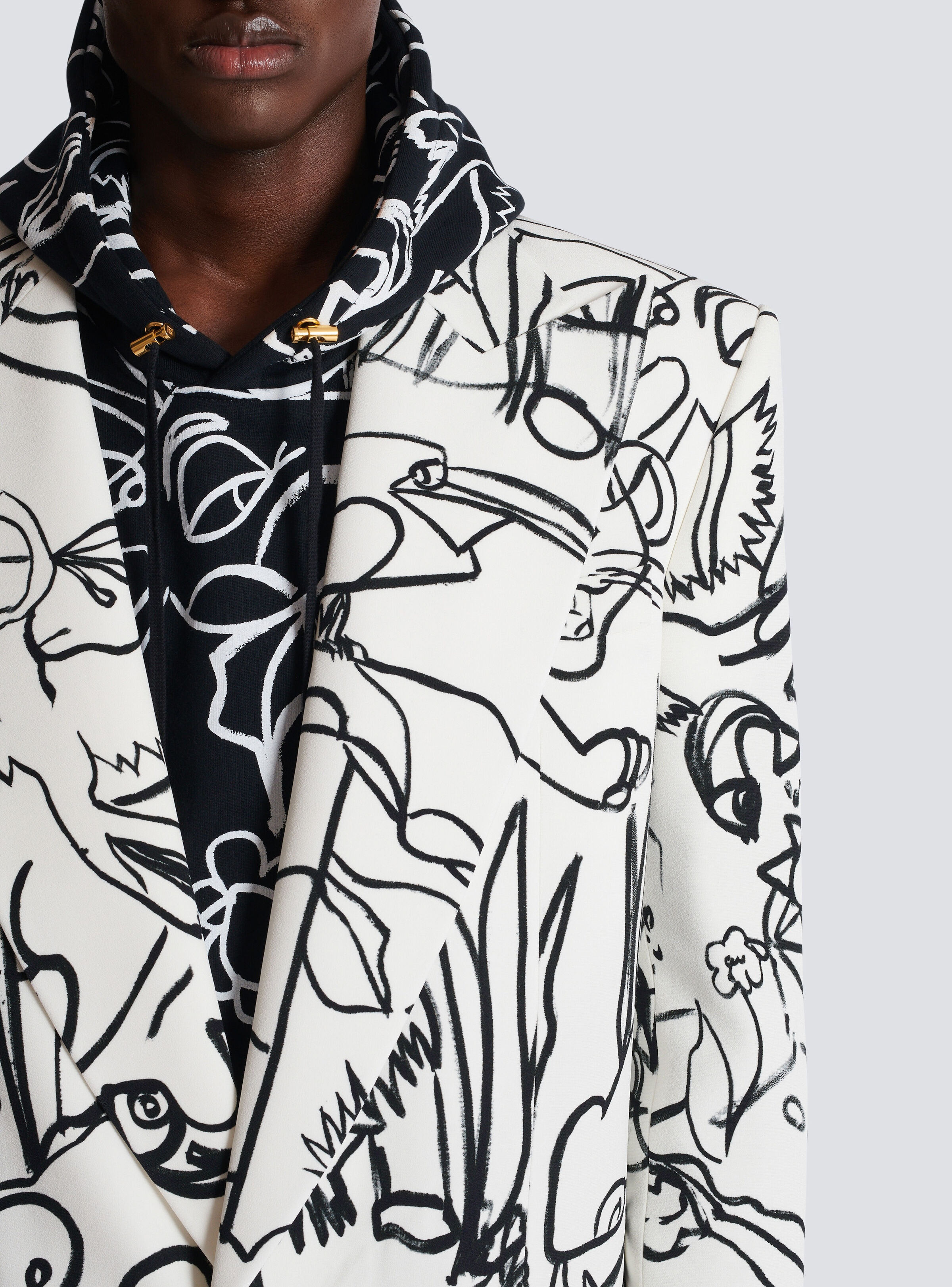 Disney x Balmain: The Lion King - Long crepe coat with Enfant Précoce print - 9