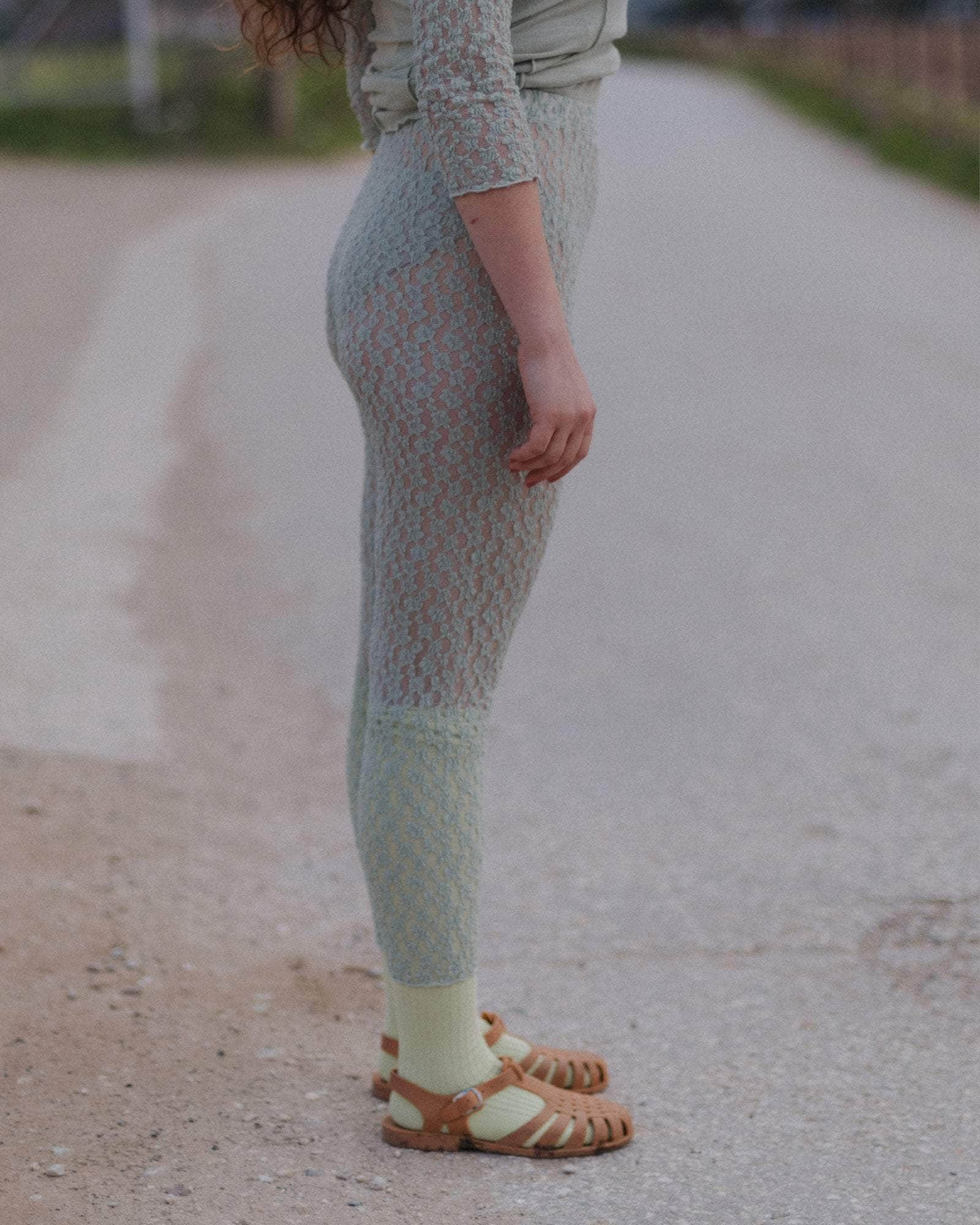 Serra Leggings - Organic Cotton Lace - 3