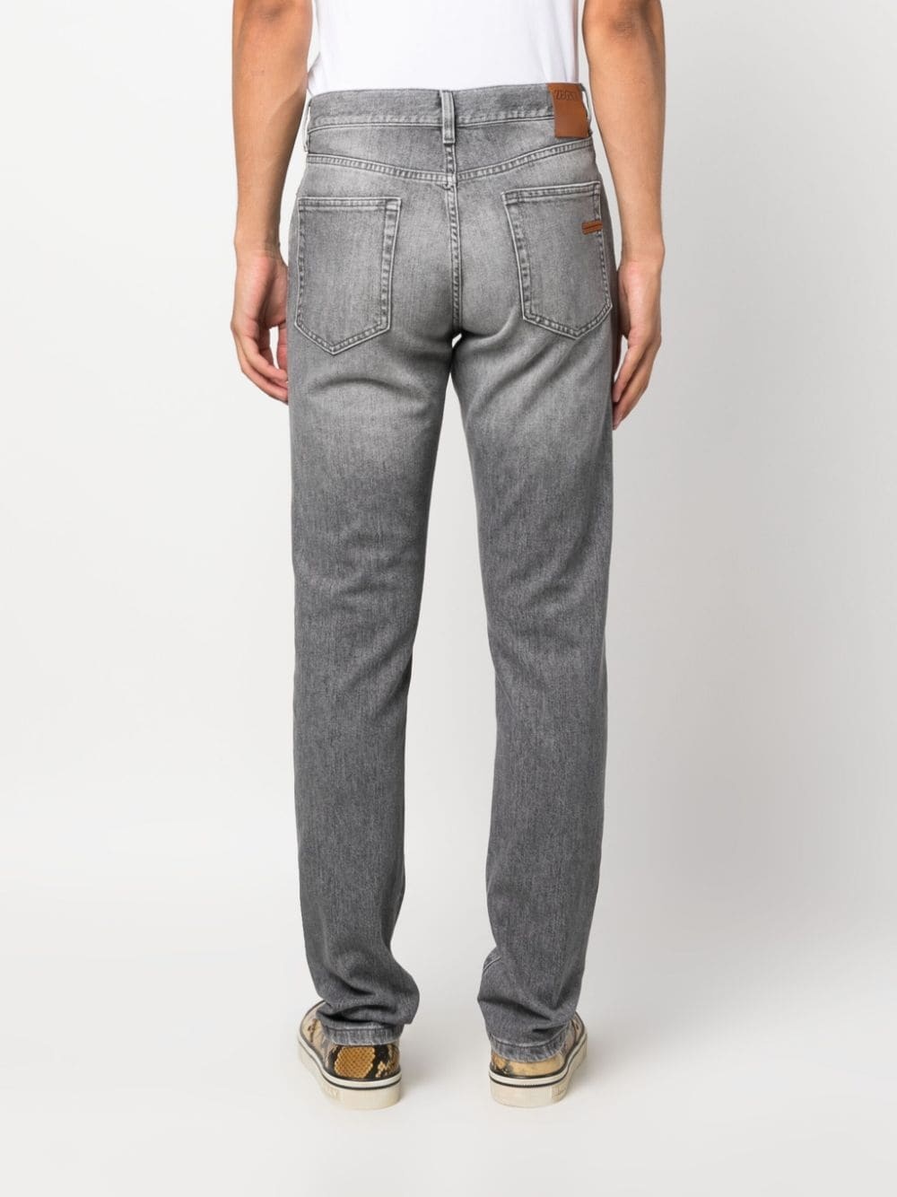 mid-rise straight-leg jeans - 4