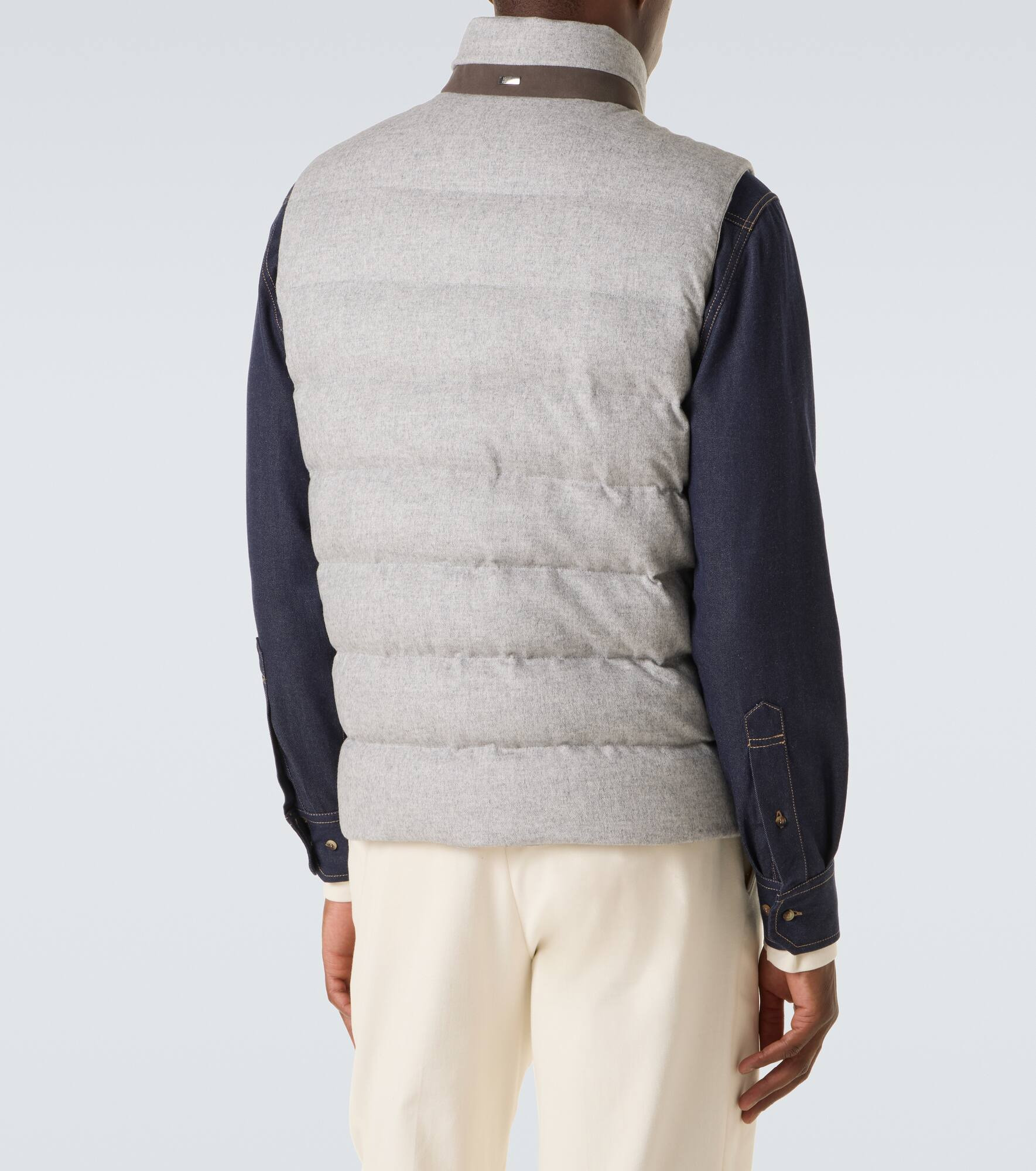 Down-paneled silk and cashmere vest - 4