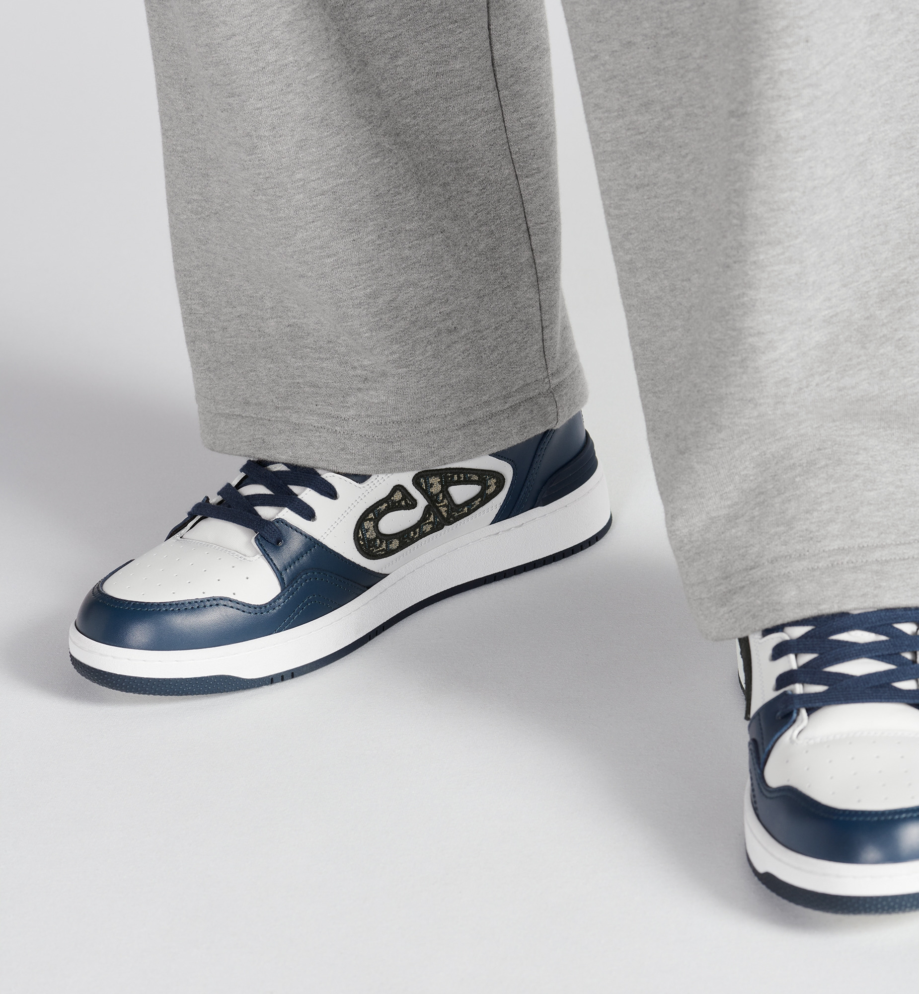 B57 Low-Top Sneaker - 3