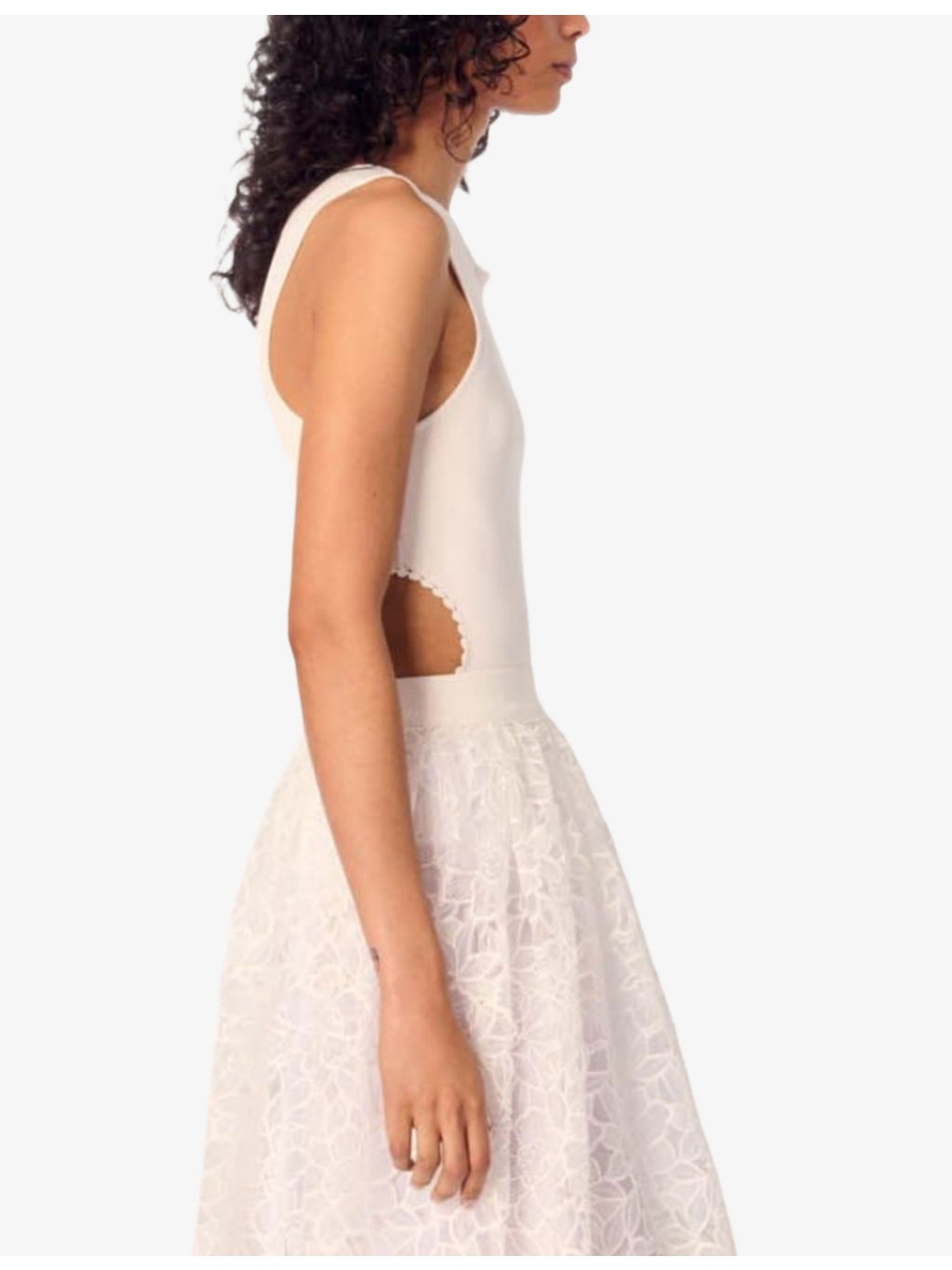 Sleeveless Cut-Out Stretch-Woven Body - 3