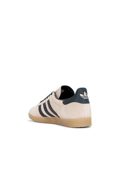 adidas Originals Gazelle Sneaker outlook