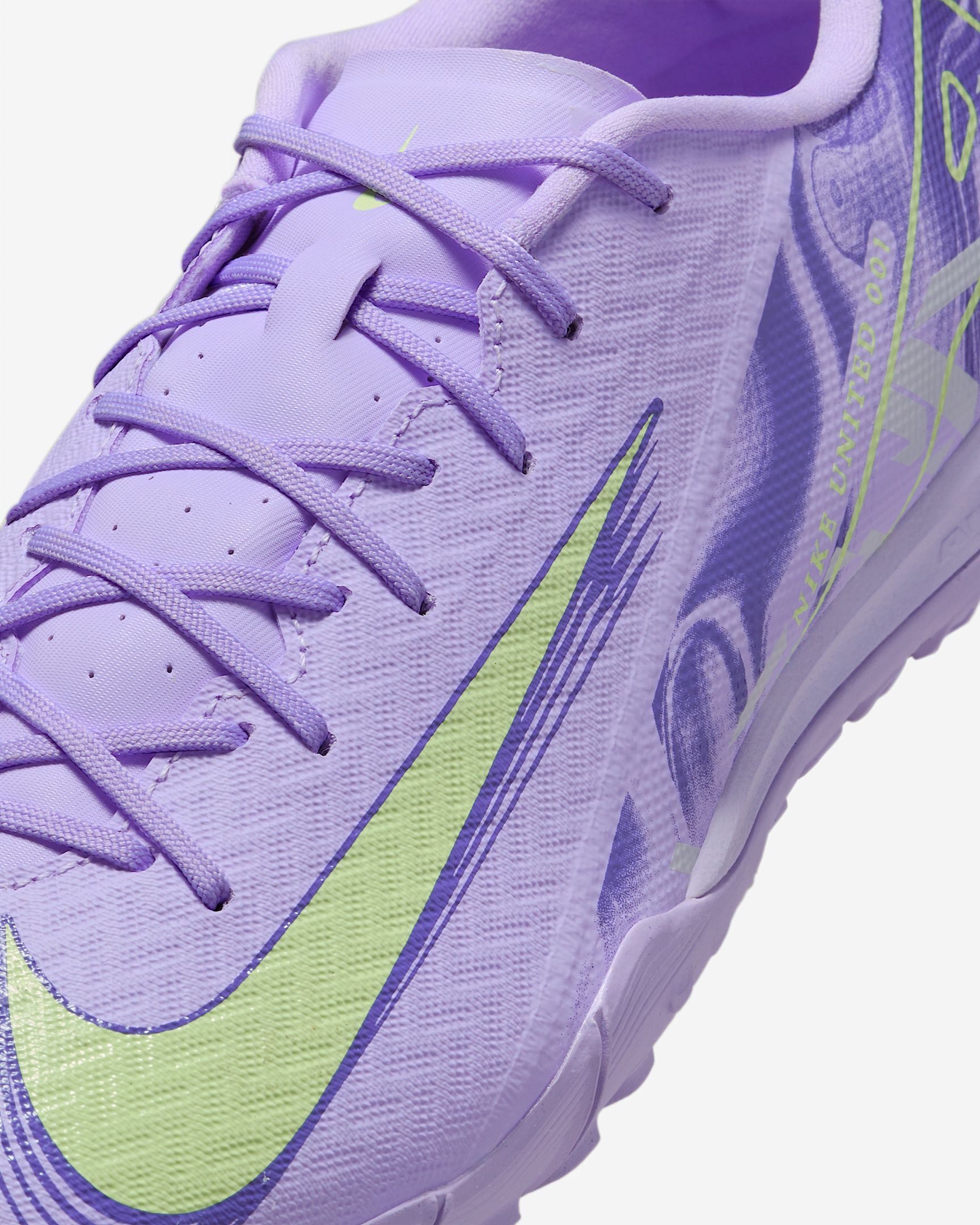 Nike United Mercurial Vapor 16 Academy TF Low-Top Soccer Shoes - 7