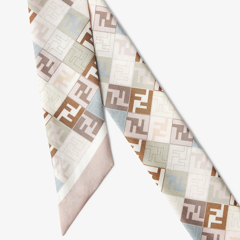 FENDI Wrappy outlook