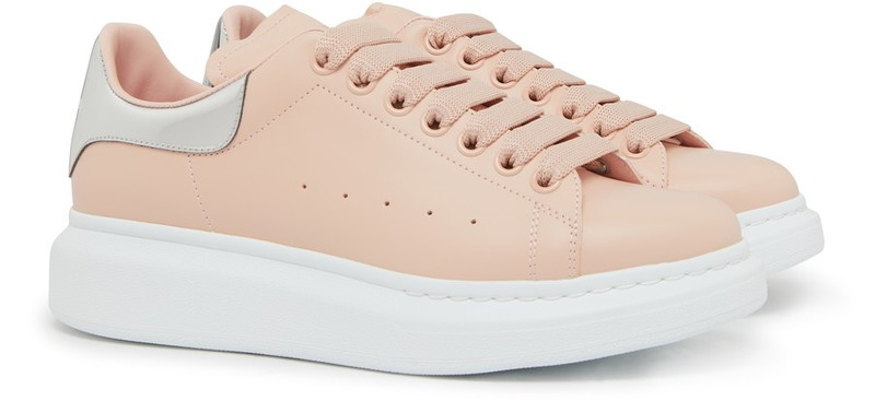 Oversized Sneakers 3
