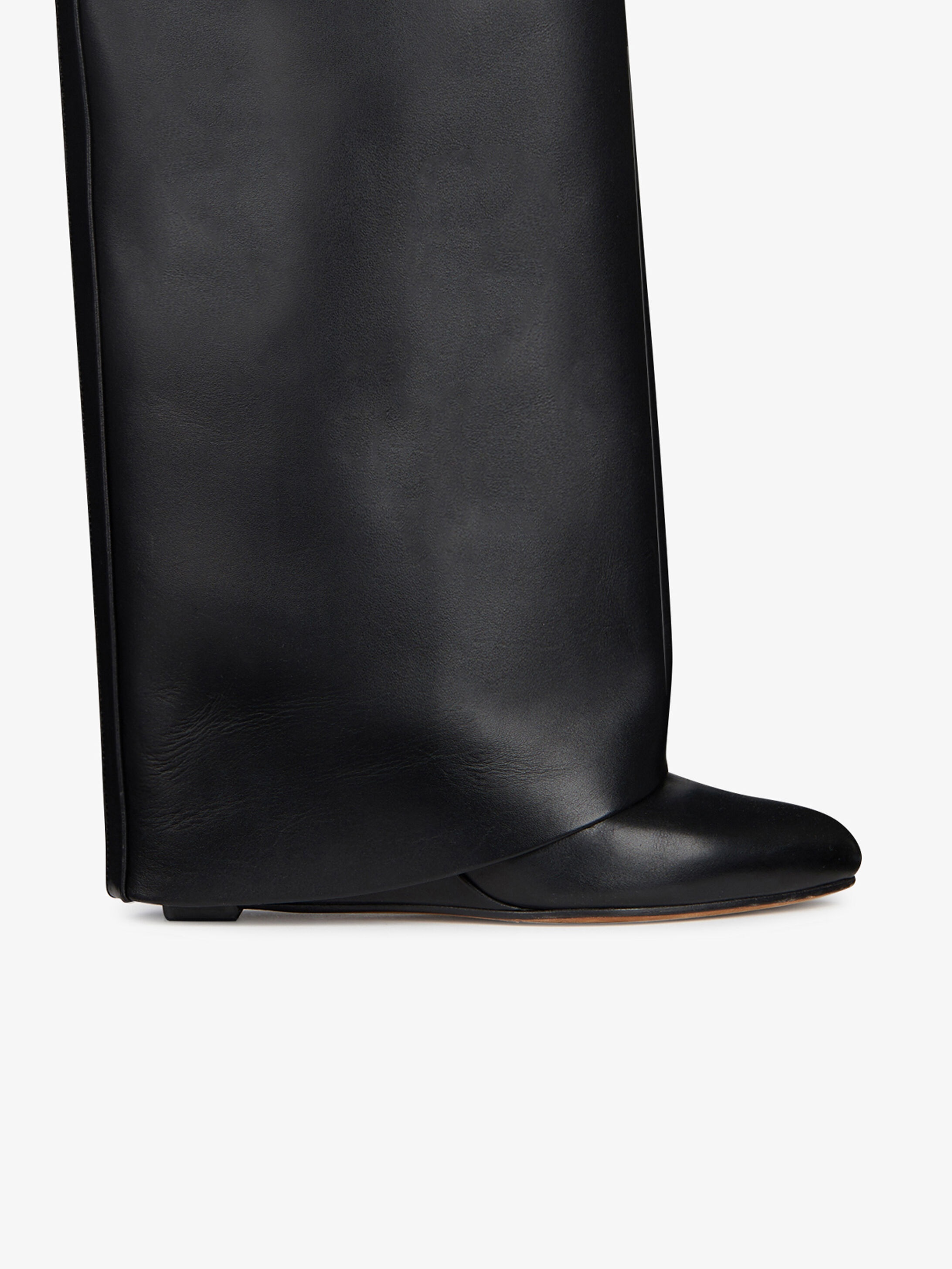 Shark lock boots in leather - 6