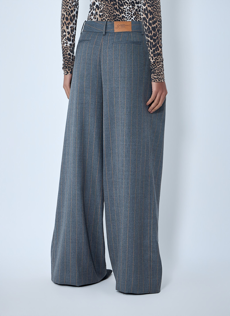 Wide-Leg Pinstripe Pants 4