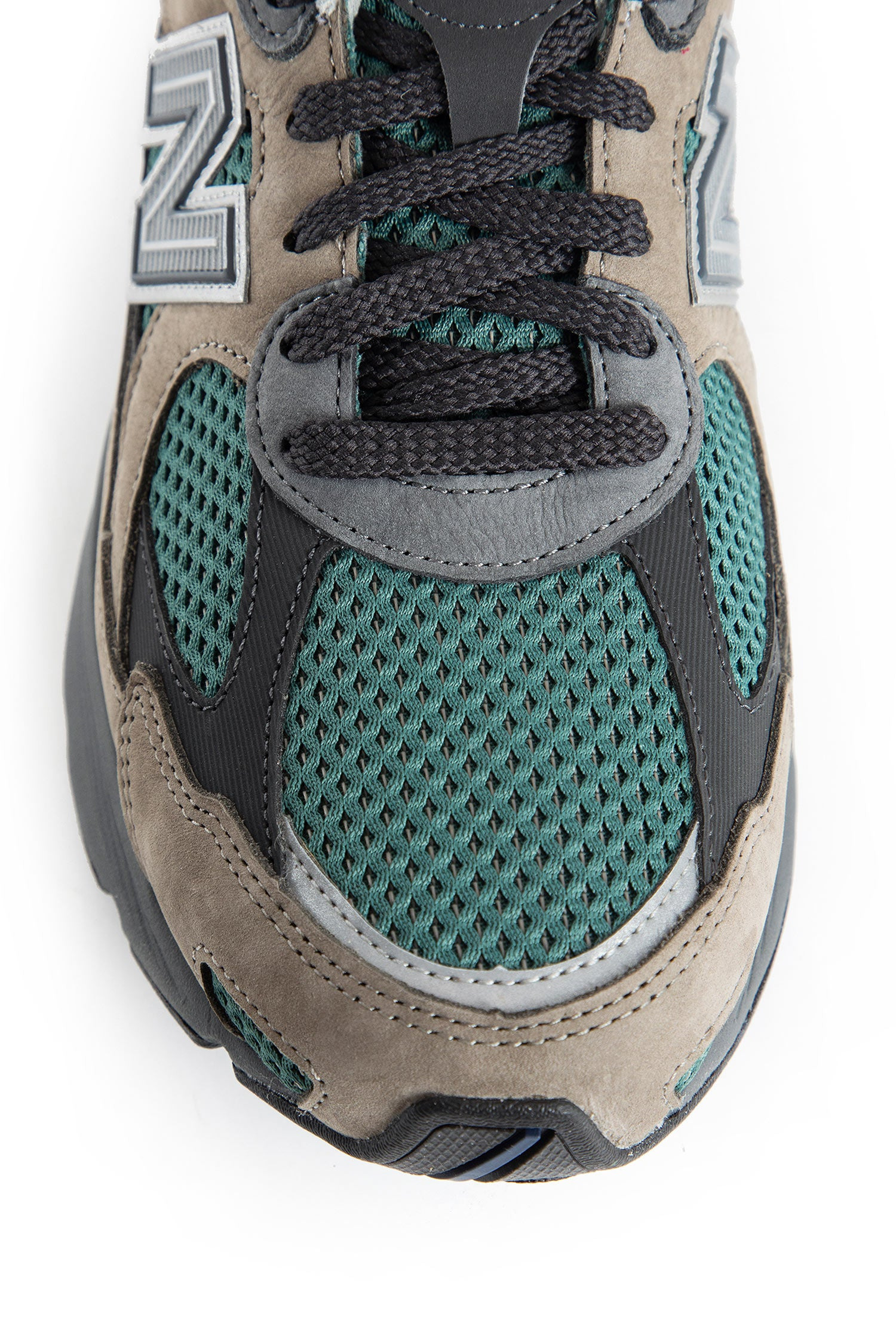 2010-Sneakers - 5