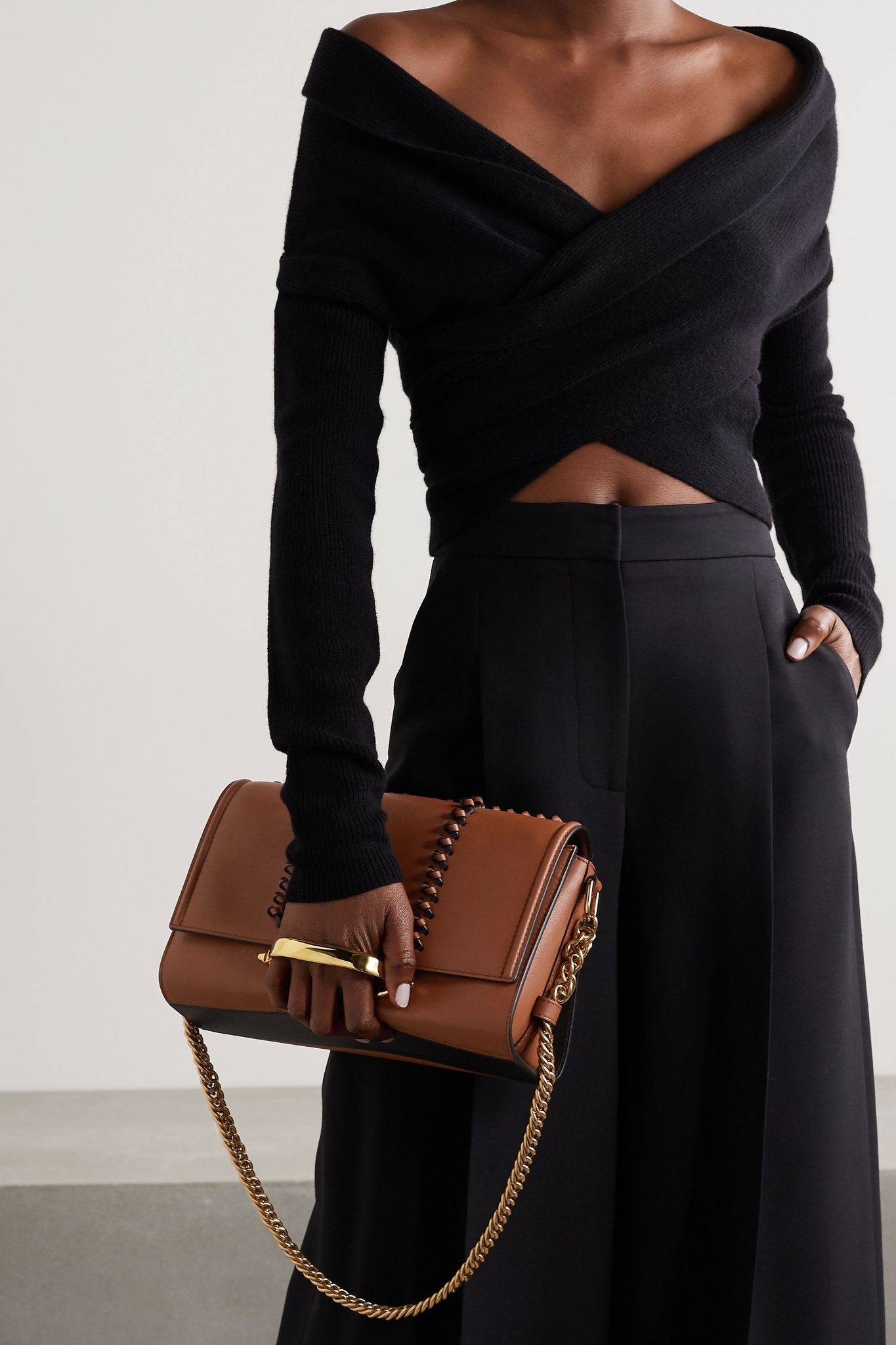 The Story leather shoulder bag - 6