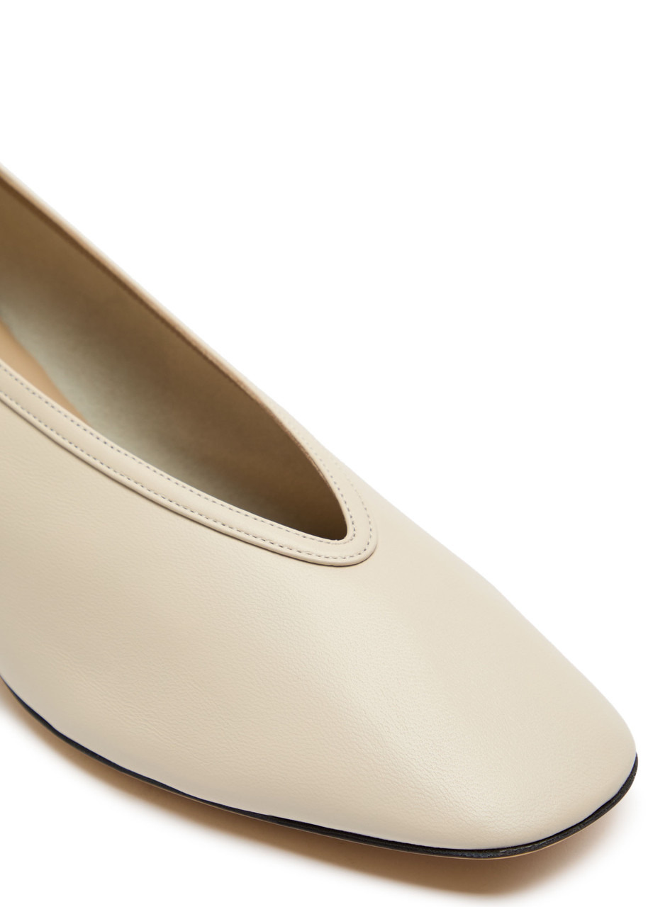 LE Monde Beryl Luna 40 Leather Pumps - 4