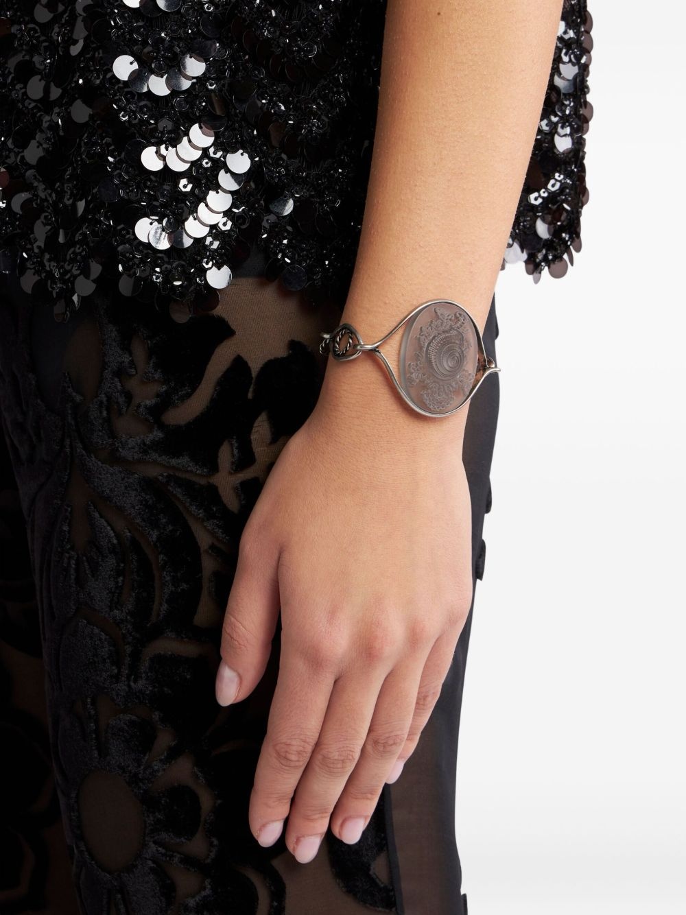 cameo shell bracelet - 2