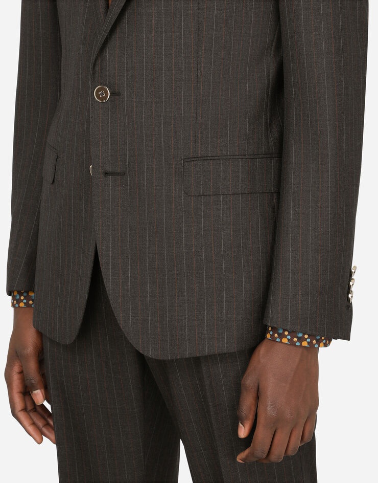 Pinstripe wool Martini-fit suit - 7