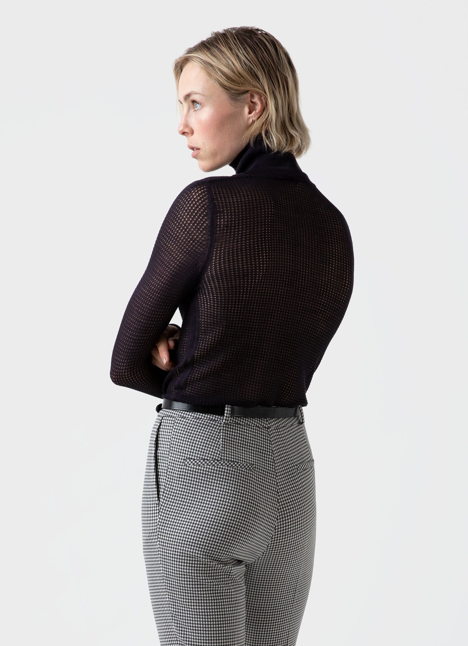 Edie Campbell Open Knit Silk Funnel - 4