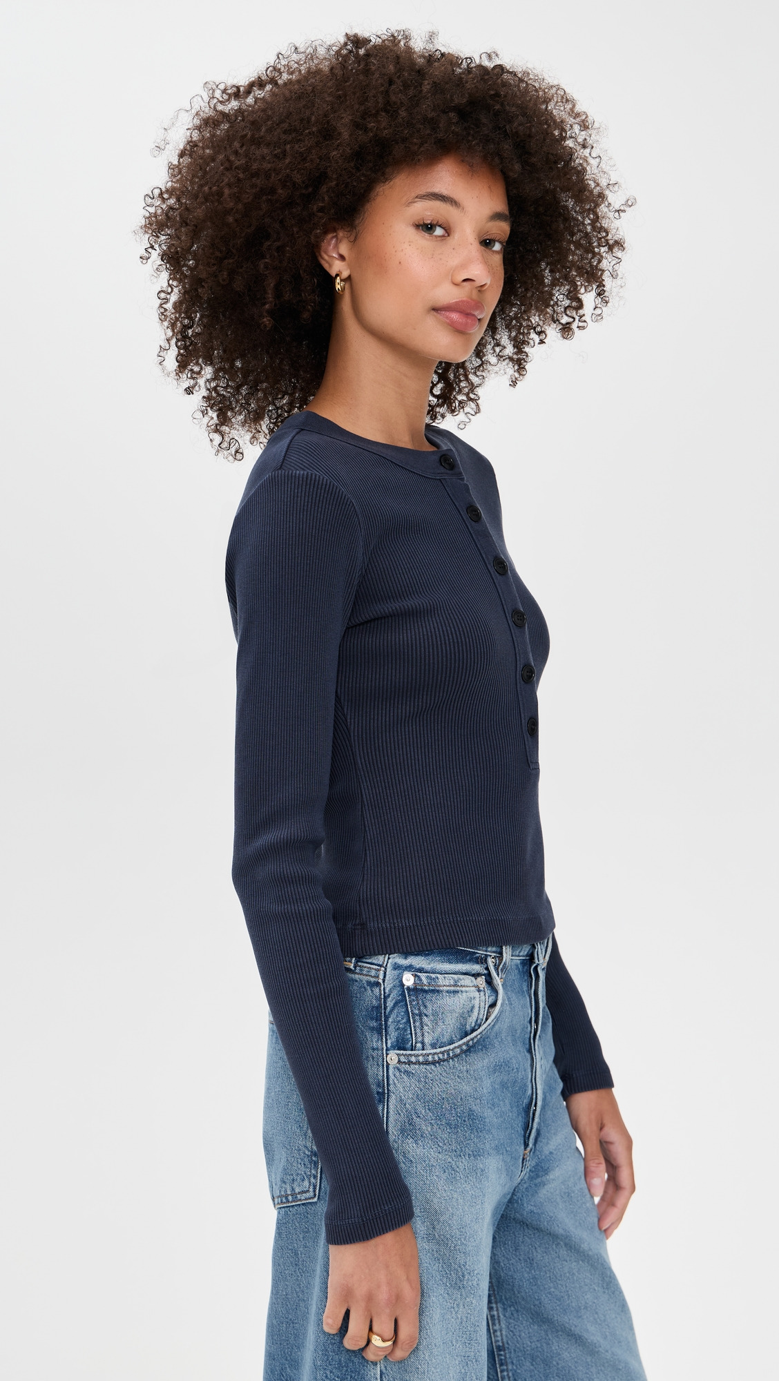 Varra Henley - 3