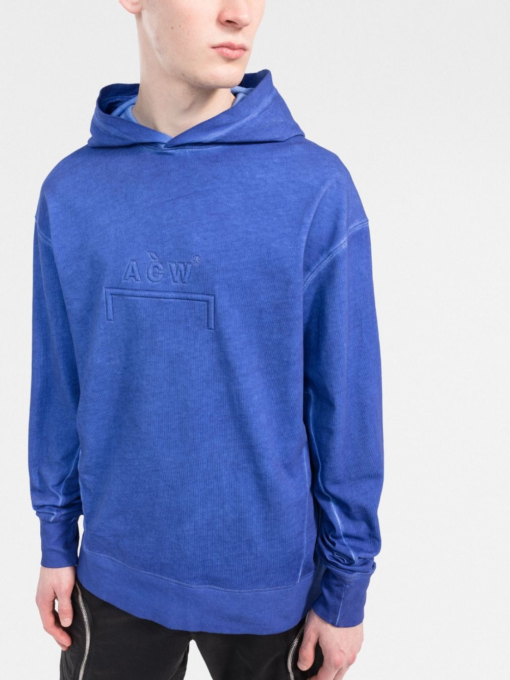 embossed-logo long-sleeve hoodie - 3