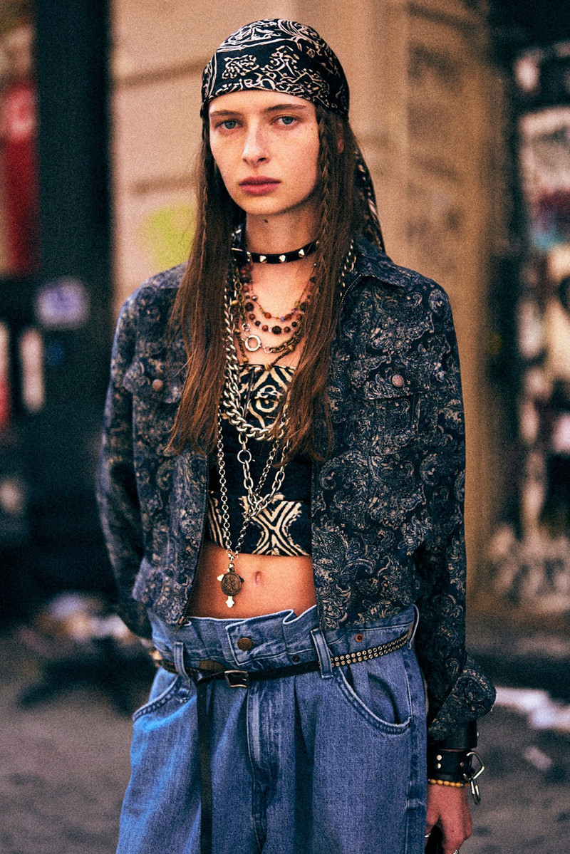 CROPPED SHRUNKEN ZIP-UP 1