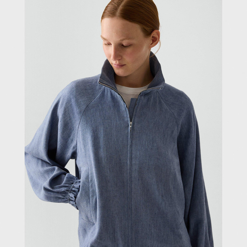 Collared Zip Jacket in Fluid Linen 5