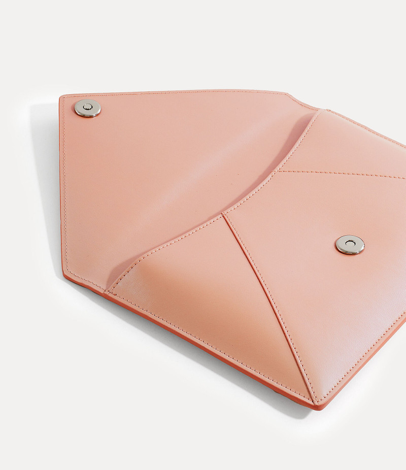 PEARLISED LEATHER THIN LINE ORB ENVELOPE CLUTCH 3