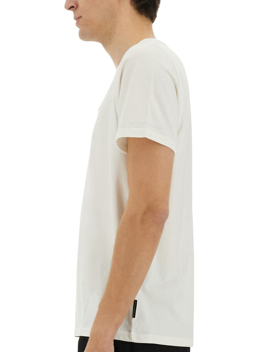 Moose Knuckles Men T-Shirt "Duluth" - 4