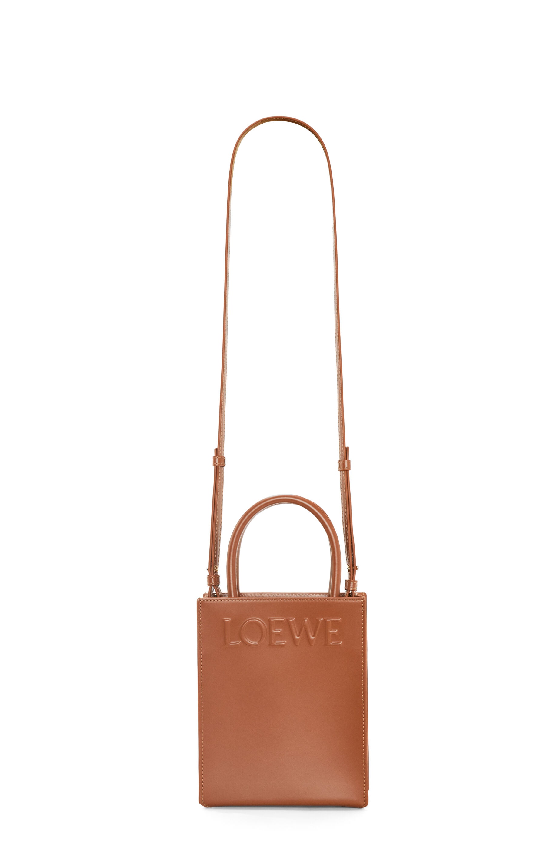 Sleek Calf ☆LOEWE☆ Standard A5 Tote 2wayバッグ TAN♪ LOEWE Standard A5 Tote Bag in Sleek Calfskin in Tan – MARAIS