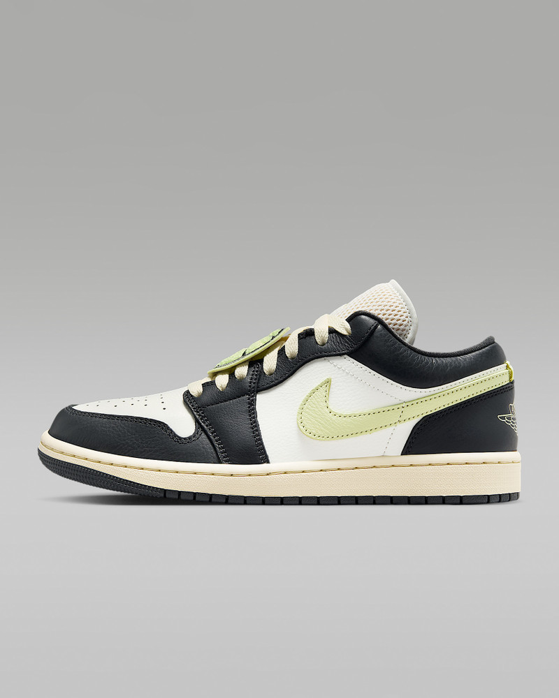 Air Jordan 1 Low SE Women's Shoes - 1