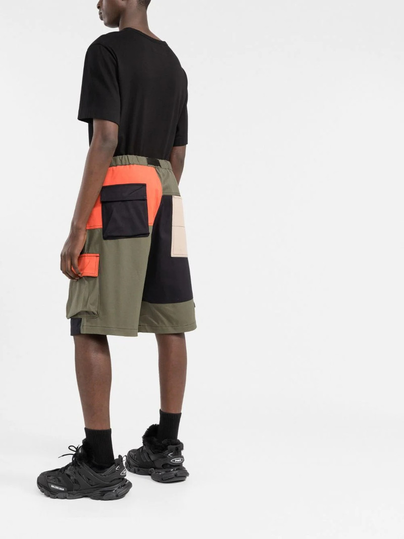 colour-block cargo shorts 4
