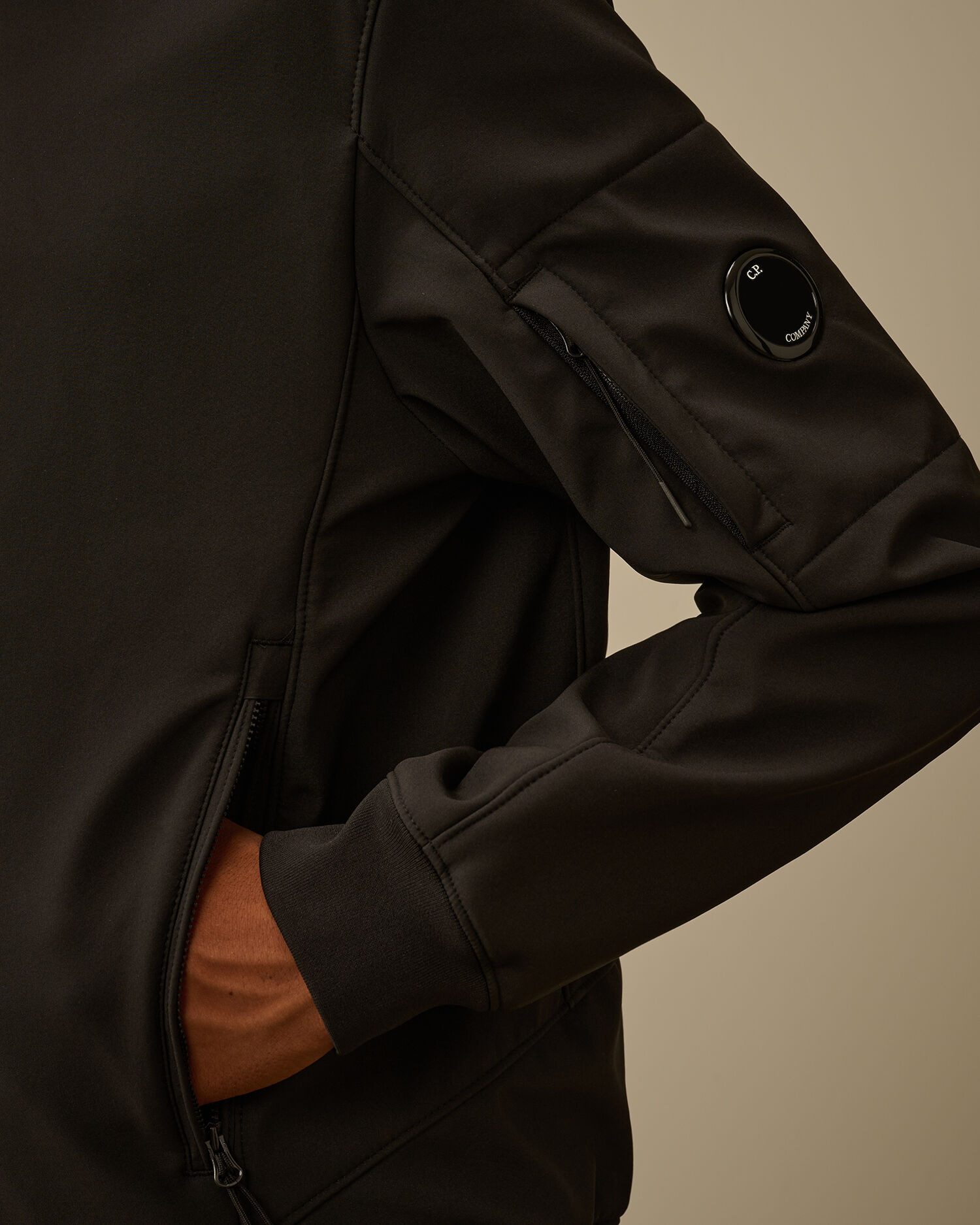 C.P. Shell-R Hooded Jacket - 5
